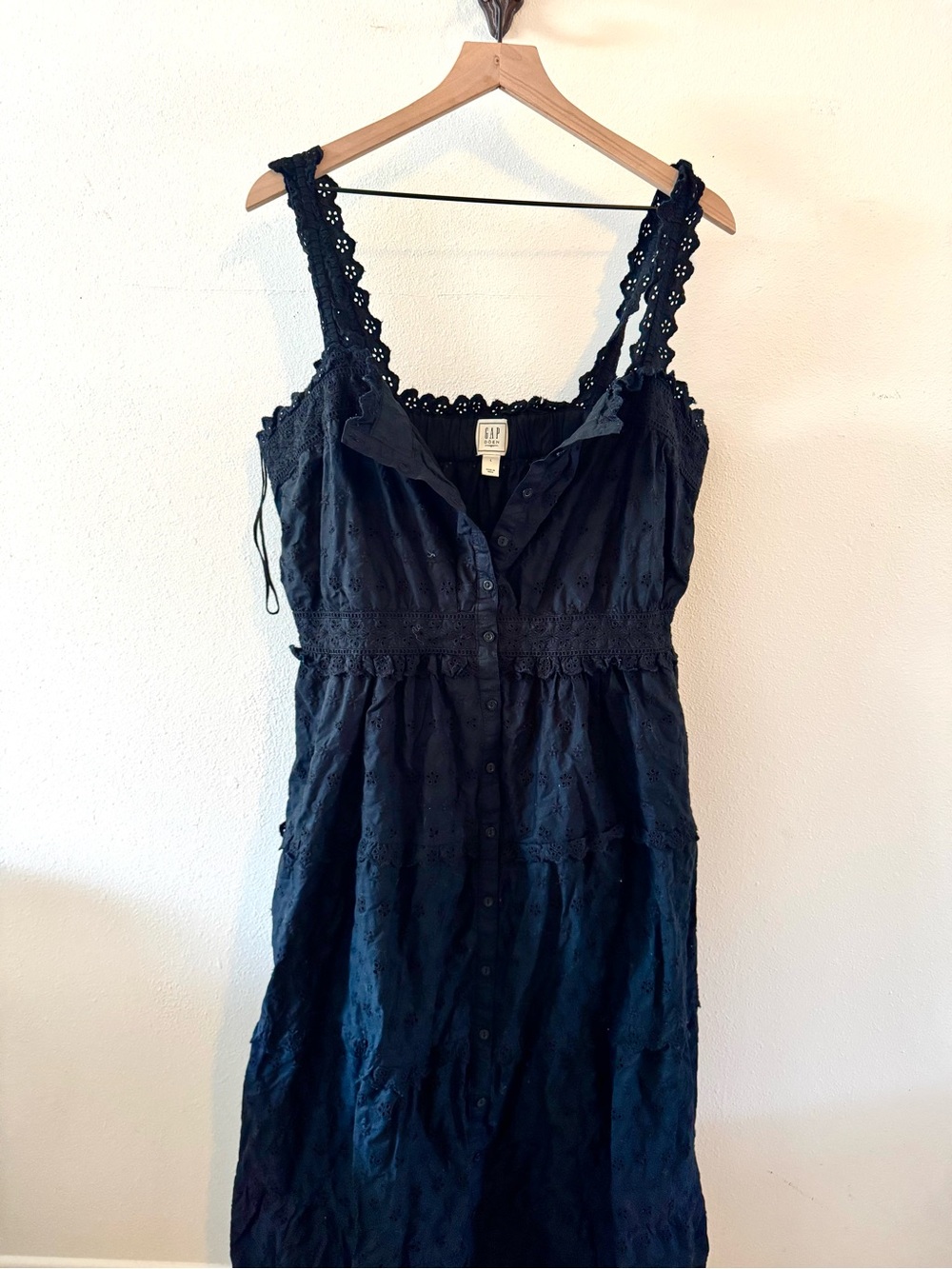 GAP x Doen Black Eyelet Lace-Trim Cotton Sundress